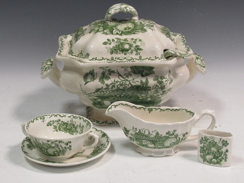 Lot 83 - A modern Mason’s part service (qty)