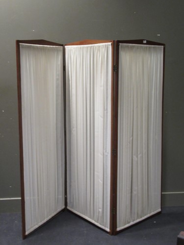 Lot 519 - A three fold screen, each panel - 164 x 69cm