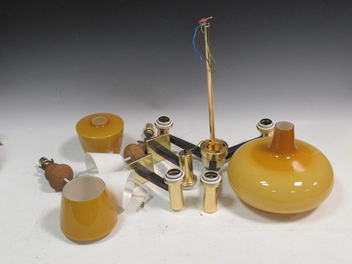Lot 535 - A collection of 20th century coloured glass...