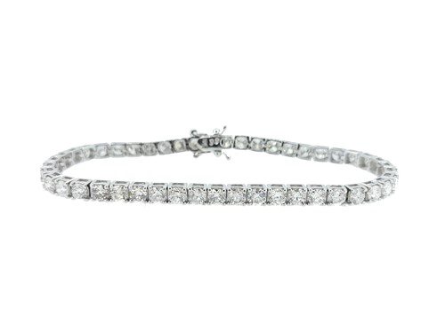 Lot 207 - An 18ct white gold diamond line bracelet