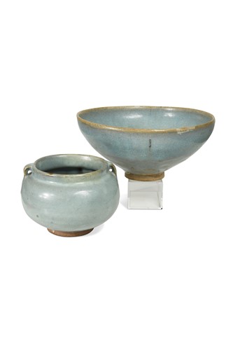 Lot 46 - A Chinese Junyao Ware bowl, Song/Yuan Dynasty