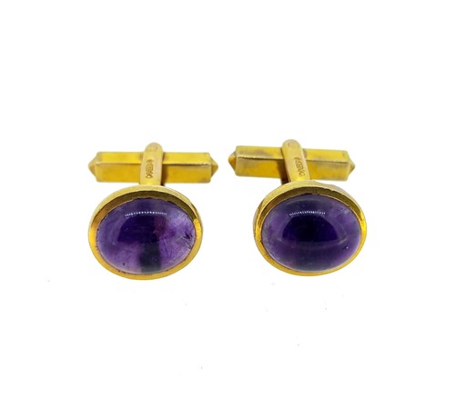Lot 19 - A pair of 9ct gold amethyst cufflinks