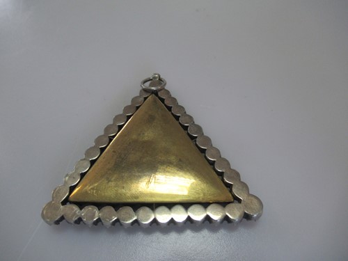 Lot 247 - A Georgian Masonic jewel, verso tests to at...