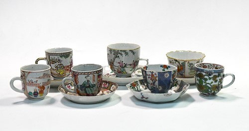 Lot 90 - A group of five Chinese and Japanese tea and coffee cups and saucers, 18th/19th century