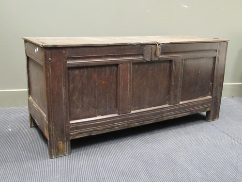 Lot 581 - 17th century oak coffer, 63 x 134 x 52cm