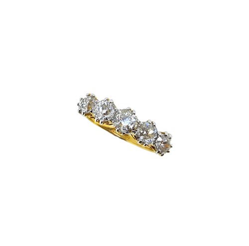 Lot 167 - An early 20th century diamond half hoop style ring