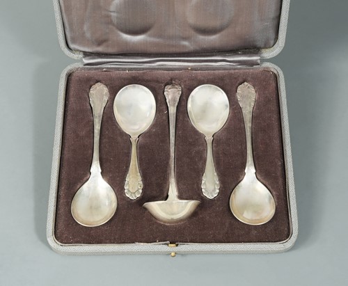 Lot 347 - A cased set of early 20th century Danish metalwares silver flatware, mark of Georg Jensen