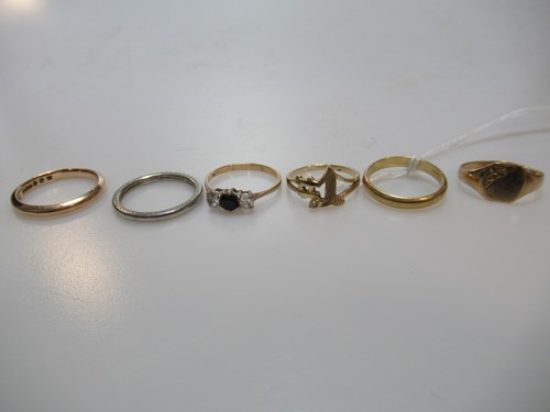 Lot 301 - Three stone ring hallmarked 9ct gold, a signet...