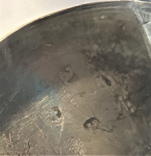 Lot 277 - A George III 18th century silver pill box, mark of Samuel Pemberton, together with an unusual Dutch metalwares silver vinaigrette