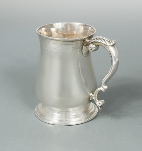 Lot 368 - A George II silver tankard
