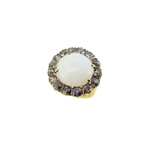 Lot 78 - A Victorian 18ct gold opal and diamond cluster ring