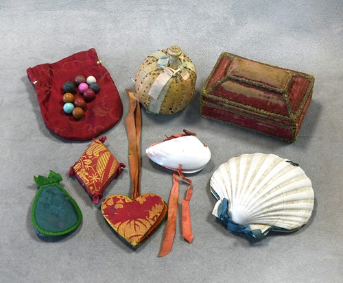 Lot 737 - A small red velvet casket, 18th century