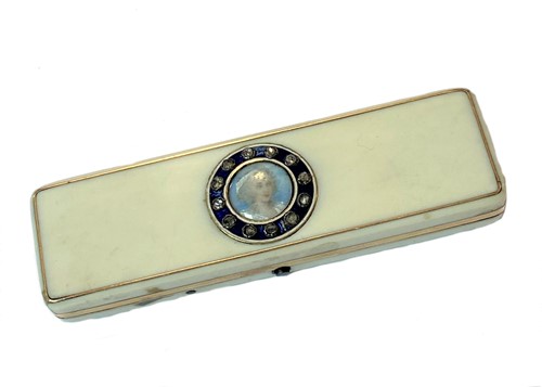 Lot 288 - An early 19th century toothpick box