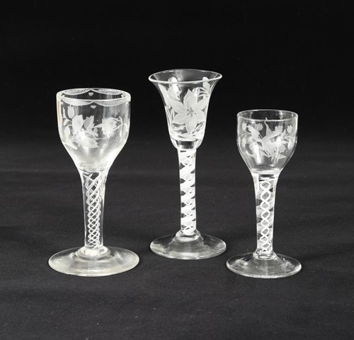 Lot 446 - An 18th century wine glass