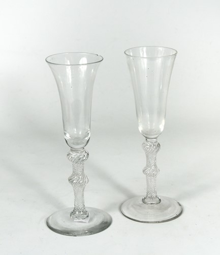 Lot 471 - A pair of George III wine glasses