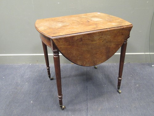 Lot 578 - A 19th century Oval mahogany pembroke table,...