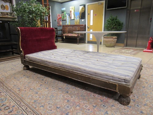 Lot 650A - An early 20th century continental single bed...