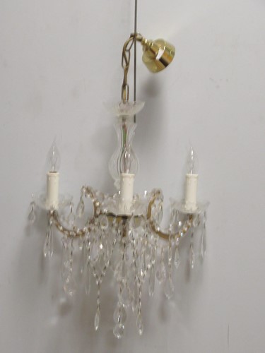 Lot 743 - A glass and brass chandelier, approx 80cm drop