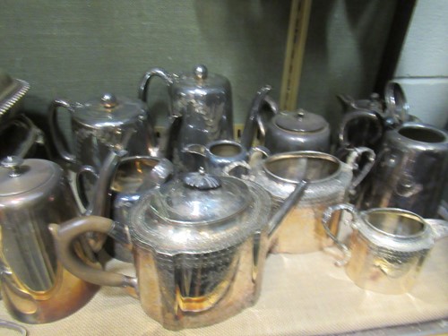 Lot 373 - A quantity of plated ware including a three...