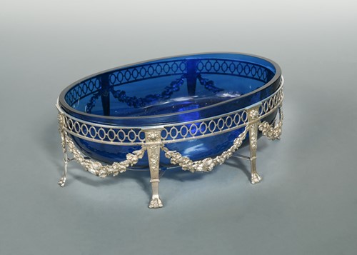 Lot 350 - An early 20th century Dutch metalwares silver centrepiece bowl