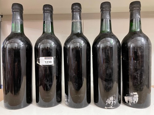 Lot 1239 - Quinta do Noval vintage port 1966, 5 bottles...