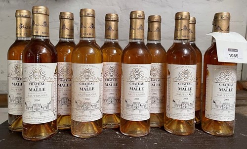 Lot 1055 - Chateau de Malle, Sauternes 2eme Cru 2004, 11...