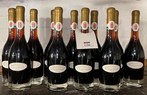 Lot 1152 - Chateau Pajzos Esszencia, Tokaji 1999, 11 half...