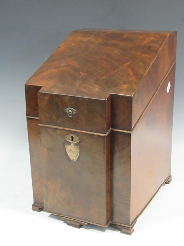 Lot 276 - A George III mahogany knife box