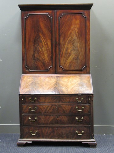 Lot 469 - A Georgian mahogany bureau cabinet 206 x 107 x...