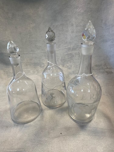 Lot 462 - A George III Madeira decanter, circa 1760-1775
