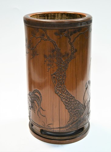 Lot 89 - A Japanese carved bamboo brush pot, 19th century