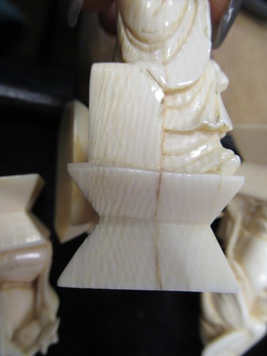 Lot 204 - An early 20th century Chinese ivory chess set,...