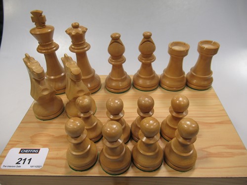 Lot 211 - A Staunton pattern wood chess set, modern; and...