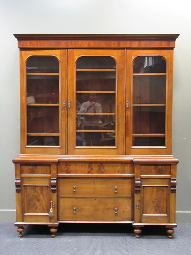 Lot 568 - A Victorian mahogany inverted breakfront...