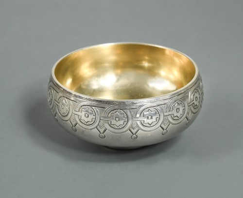 Lot 466 - A 19th century Russian metalwares silver bowl