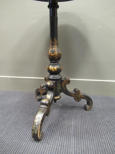 Lot 409 - Black laquer chess top table with mother of...