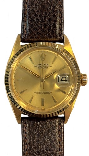 Lot 323 - Rolex - An 18ct gold 'Oyster Perpetual Datejust' wristwatch