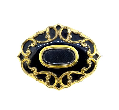 Lot 25 - A trio of 19th century brooches