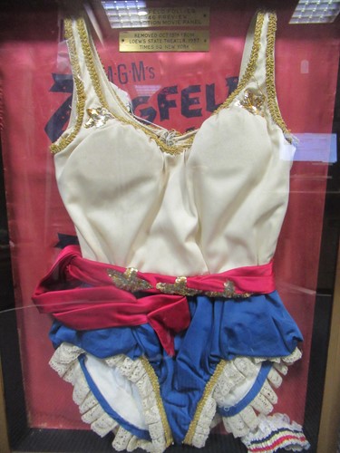 Lot 132 - A 'Ziegfeld Follies' dancer's costume, with...