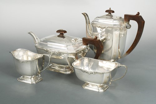 Lot 582 - A 20th century silver 4-piece tea set