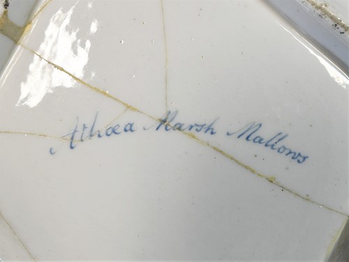 Lot 68 - An English porcelain part dessert service, circa 1800