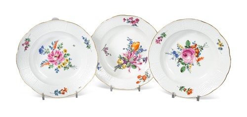 Lot 296 - A set of ten Meissen Marcolini period bowls