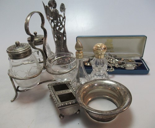 Lot 217 - A collection of silver items including a photo...