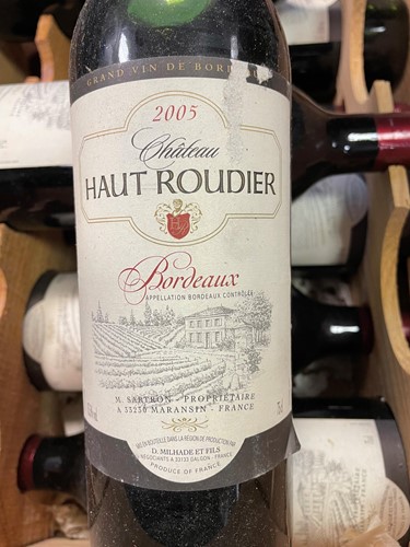 Lot 134 - Chateau Haut Roudier, Bordeaux rouge 2005, 8...
