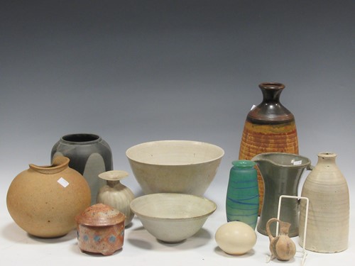 Lot 128 - A collection of studio pottery vases and bowls,...