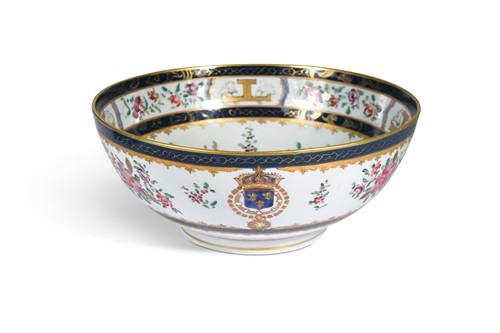 Lot 360 - A Sampson porcelain armorial punch bowl