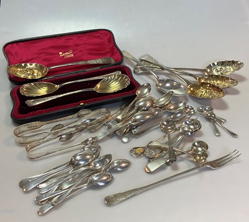 Lot 261 - A collection of assorted silver flatware,...