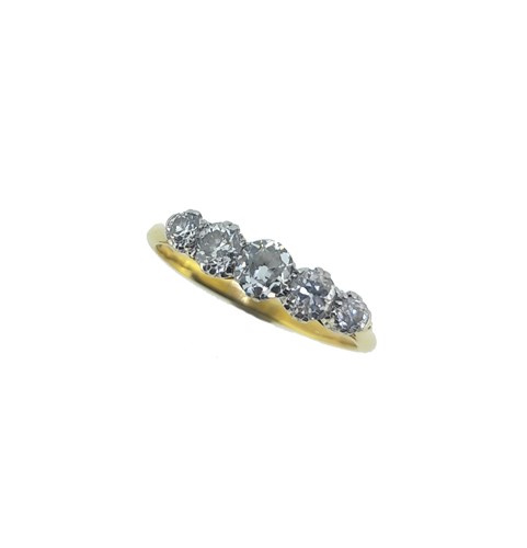 Lot 104 - A diamond five stone ring