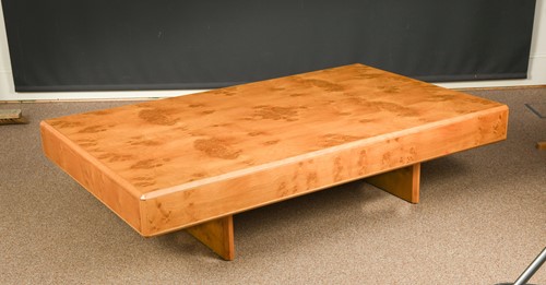 Lot 180 - A modern Heal's burr oak coffee table