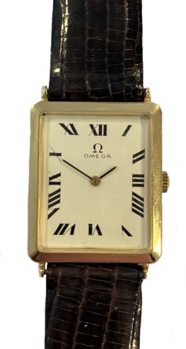 Lot 314 - Omega - A 14ct gold wristwatch